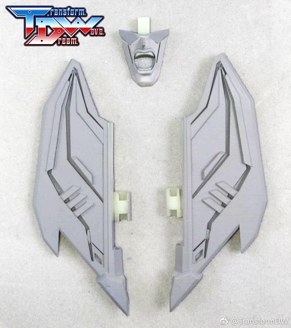 Transform Dream Wave TCW 07 & TCW 08 Combiner Upgrades For Starscream And Abominus 05 (5 of 12)